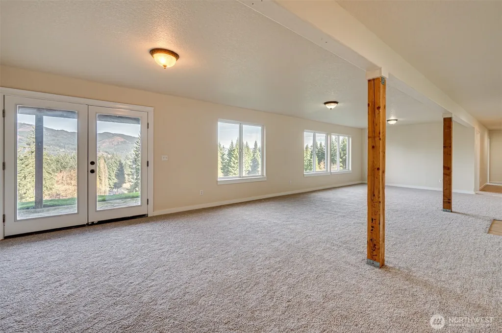 3900 NE 425th Street Woodland WA 98674