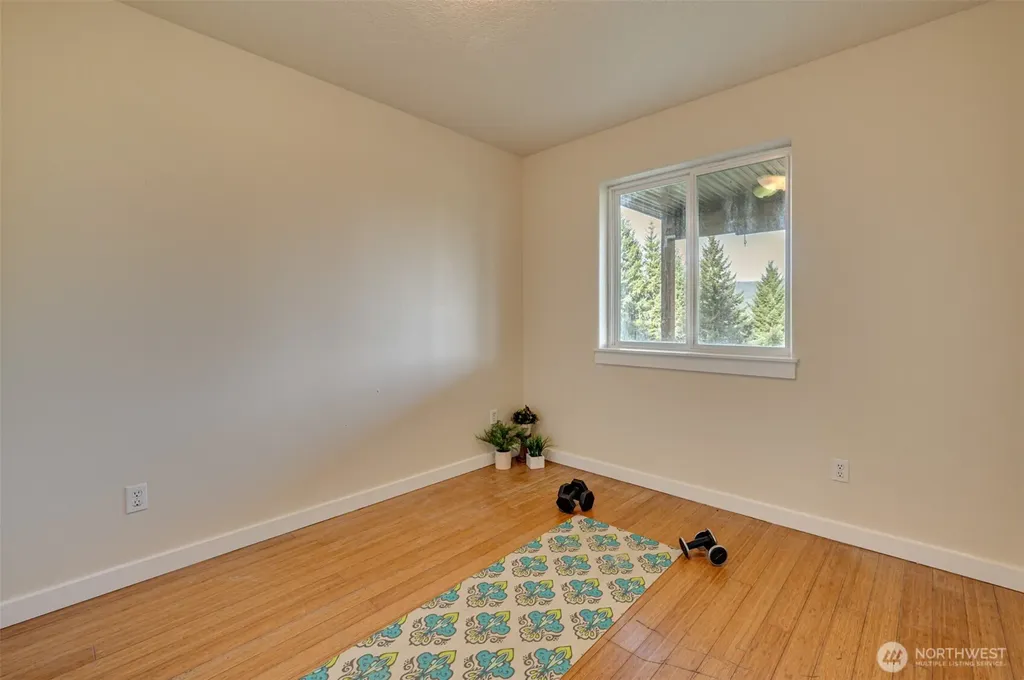 3900 NE 425th Street Woodland WA 98674
