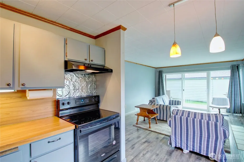 1710 Skyline Way Anacortes WA 98221