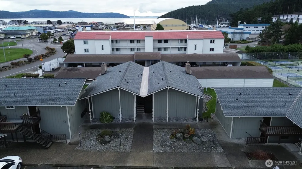 1710 Skyline Way Anacortes WA 98221