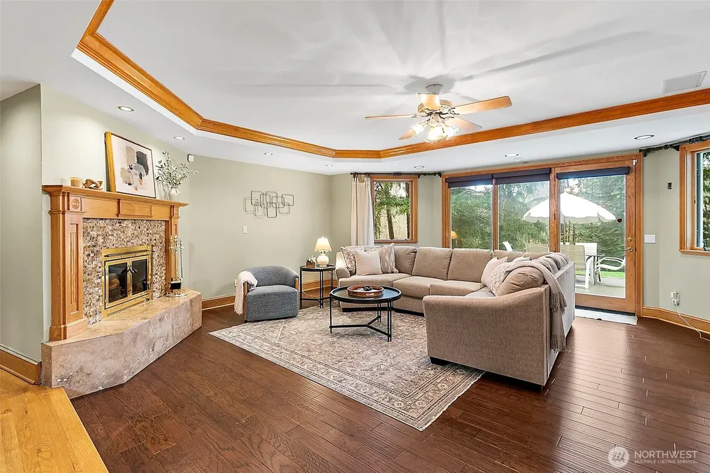 27610 111th Avenue SE Kent WA 98030