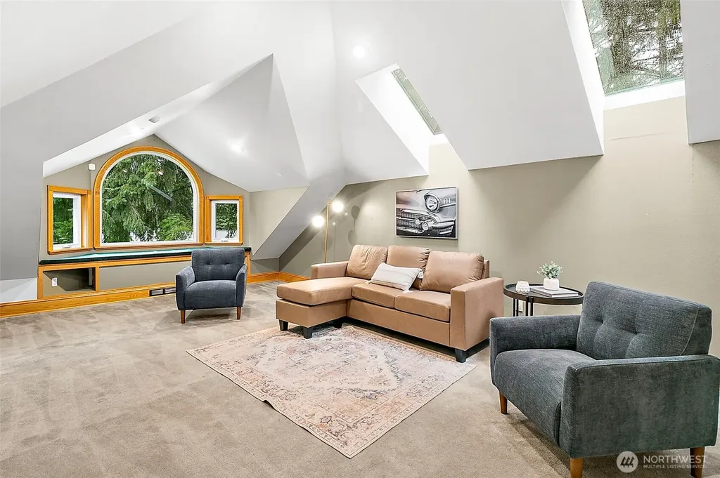 27610 111th Avenue SE Kent WA 98030
