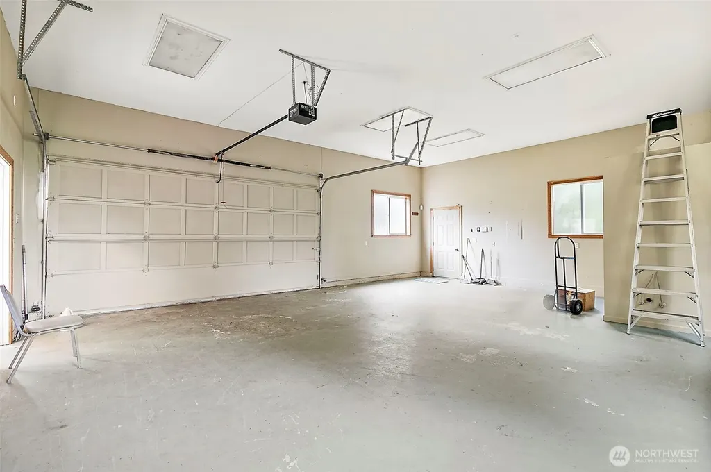27610 111th Avenue SE Kent WA 98030