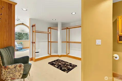 27610 111th Avenue SE Kent WA 98030