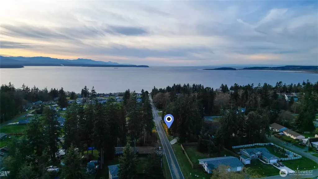 0 Ledgewood Beach Road Coupeville WA 98239