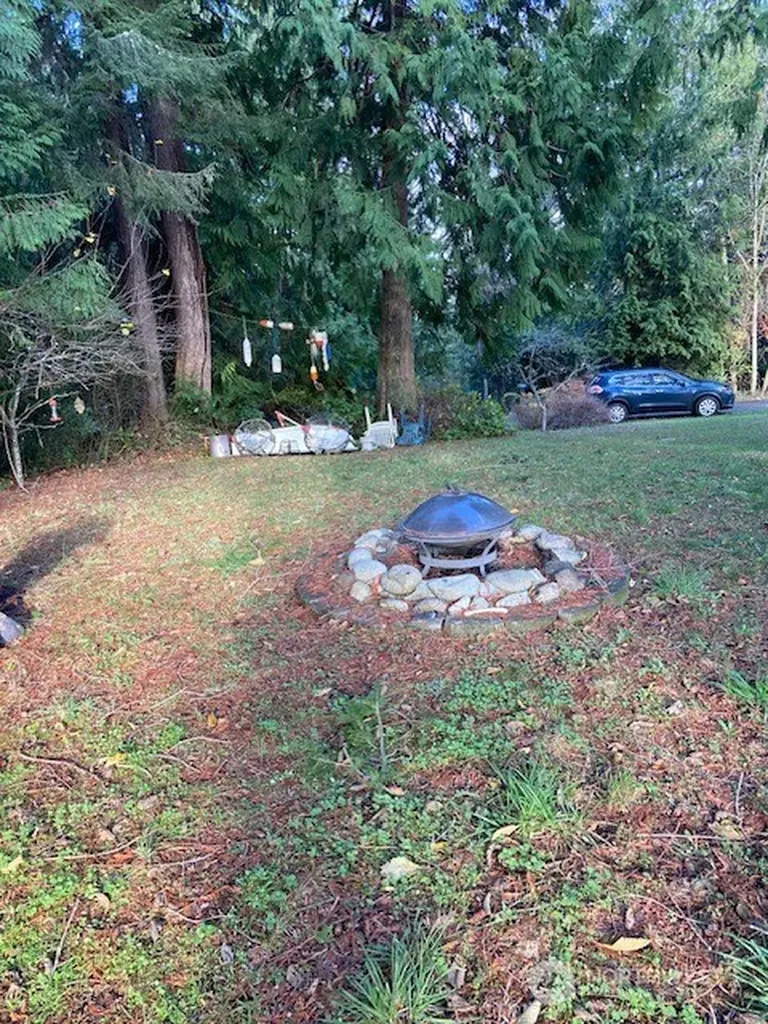 7408 Holiday Boulevard Anacortes WA 98221