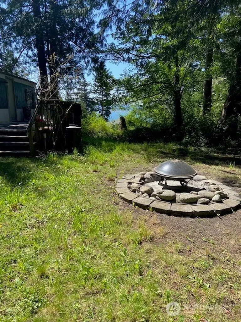 7408 Holiday Boulevard Anacortes WA 98221