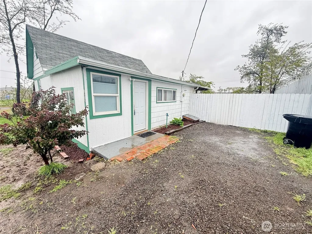 1212 W Moore Street Walla Walla WA 99362
