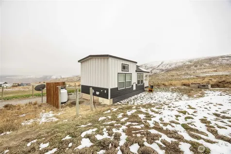 577 Bill Shaw Road Pateros WA 98846