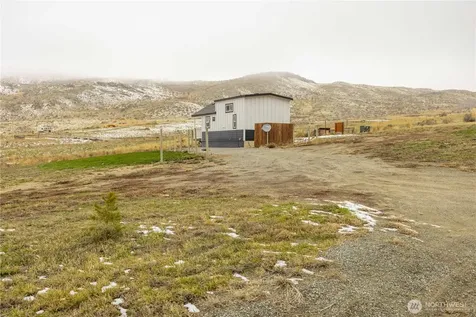 577 Bill Shaw Road Pateros WA 98846