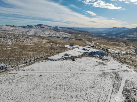 577 Bill Shaw Road Pateros WA 98846