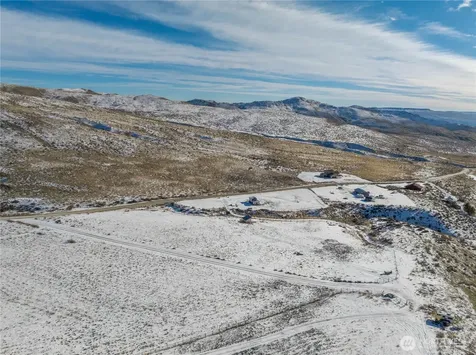 577 Bill Shaw Road Pateros WA 98846