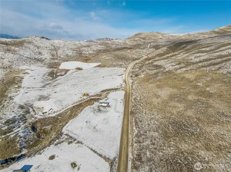 577 Bill Shaw Road Pateros WA 98846
