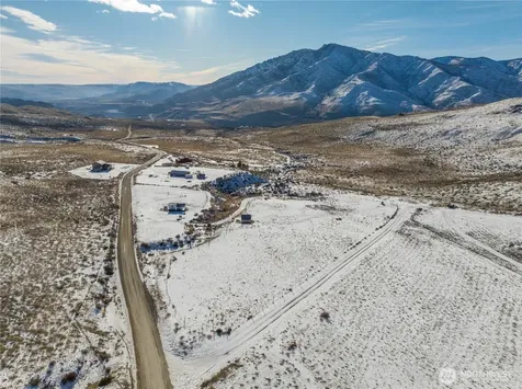 577 Bill Shaw Road Pateros WA 98846
