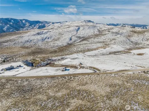 577 Bill Shaw Road Pateros WA 98846
