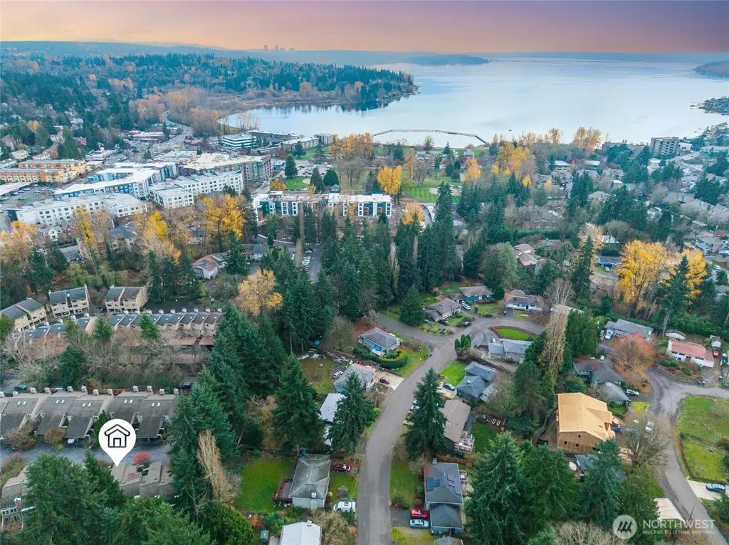 9606 NE 121st Lane Kirkland WA 98034