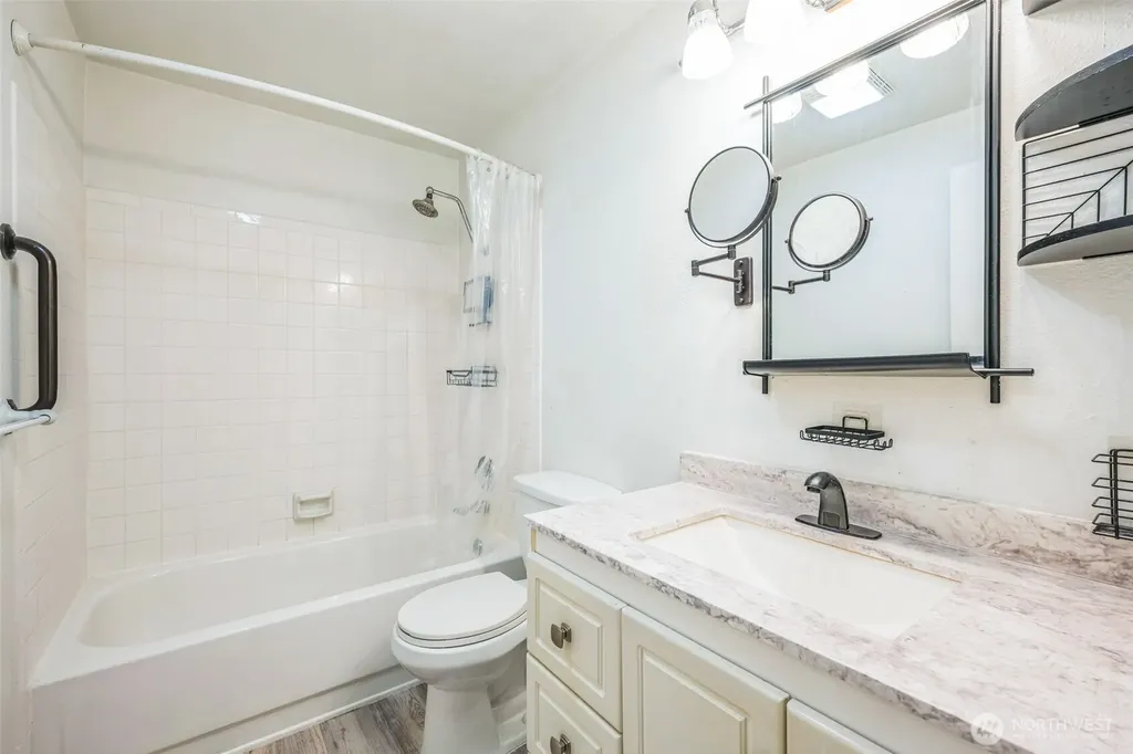 7311 224th Street SW Edmonds WA 98026