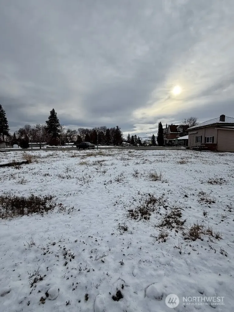 123 W Locust Street Waterville WA 98858