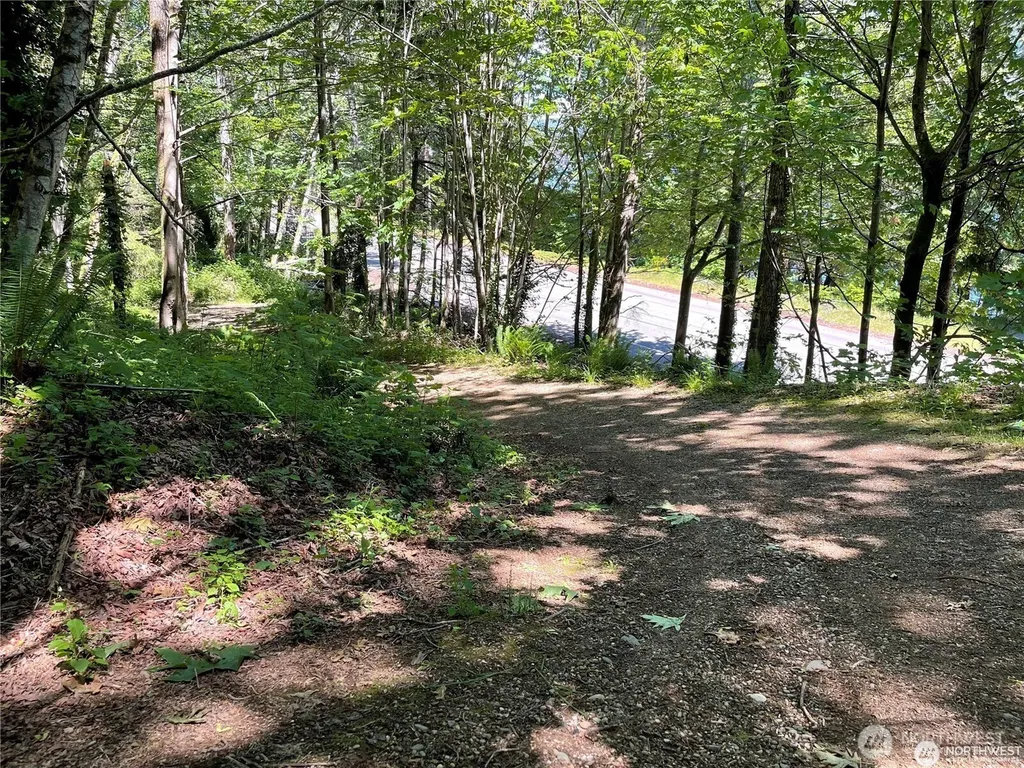32241 N Highway 101 Lilliwaup WA 98555