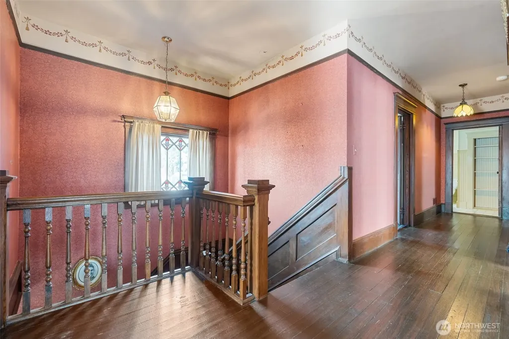 1110 D Street Vader WA 98593