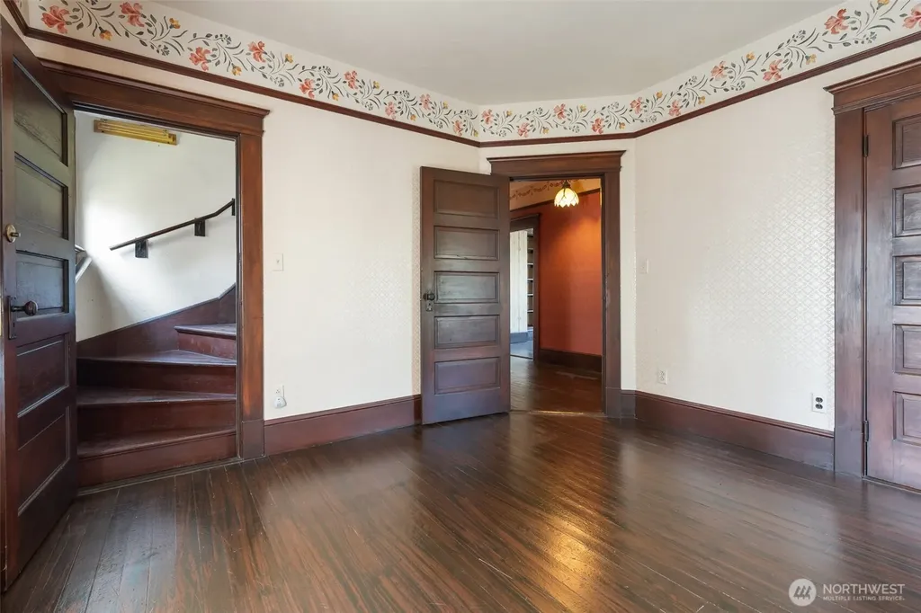 1110 D Street Vader WA 98593