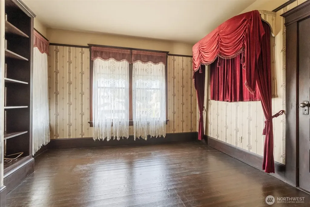 1110 D Street Vader WA 98593
