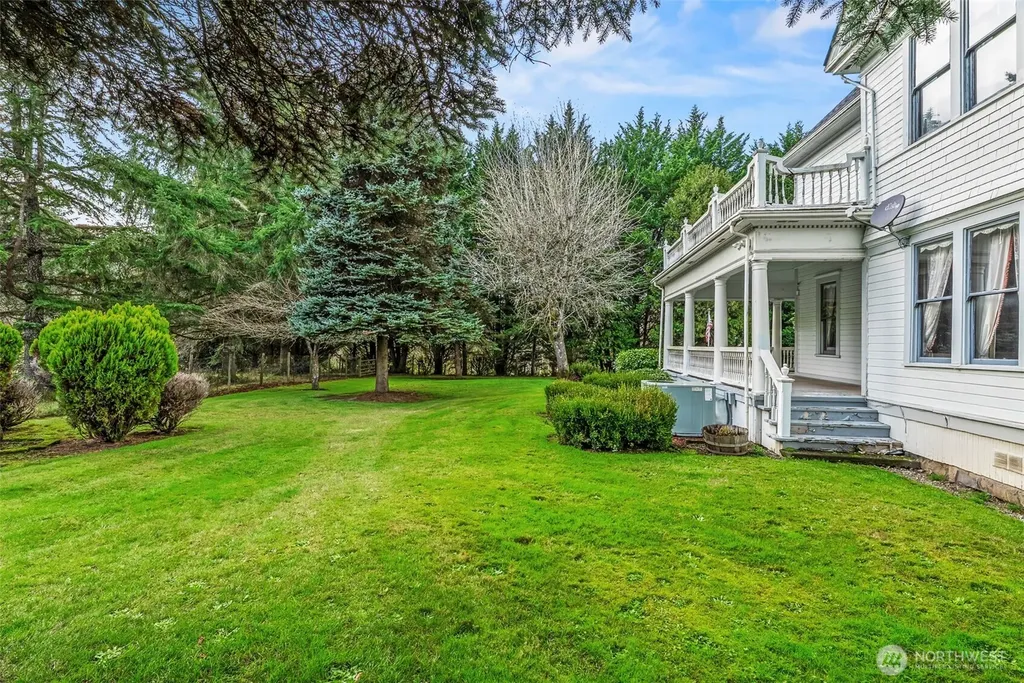 1110 D Street Vader WA 98593