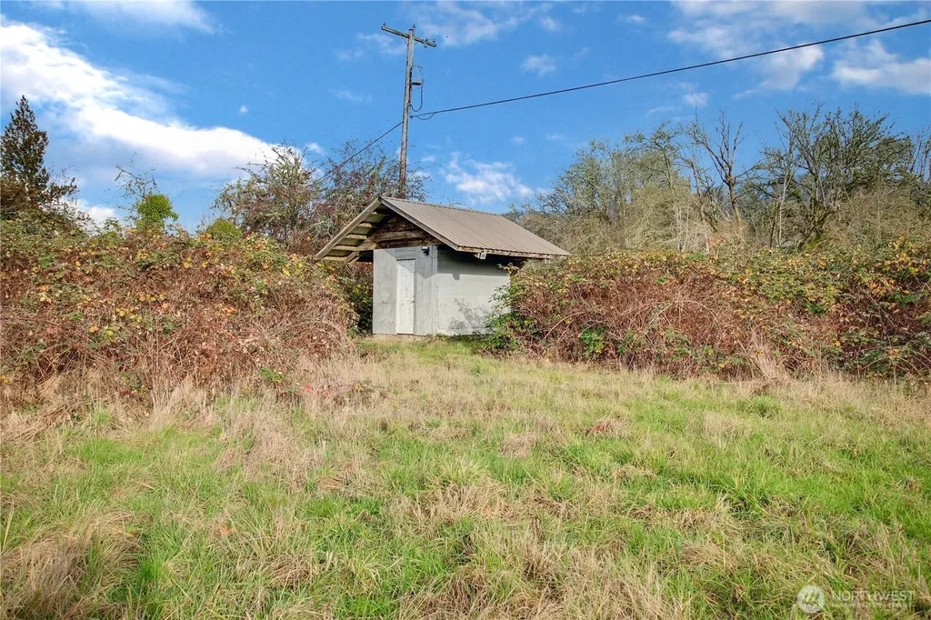805 Elochoman Valley Road Cathlamet WA 98612