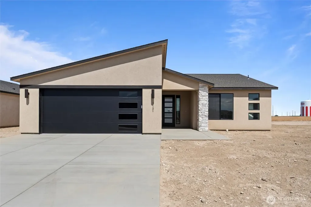 1513 N 7th Avenue NE Quincy WA 98848