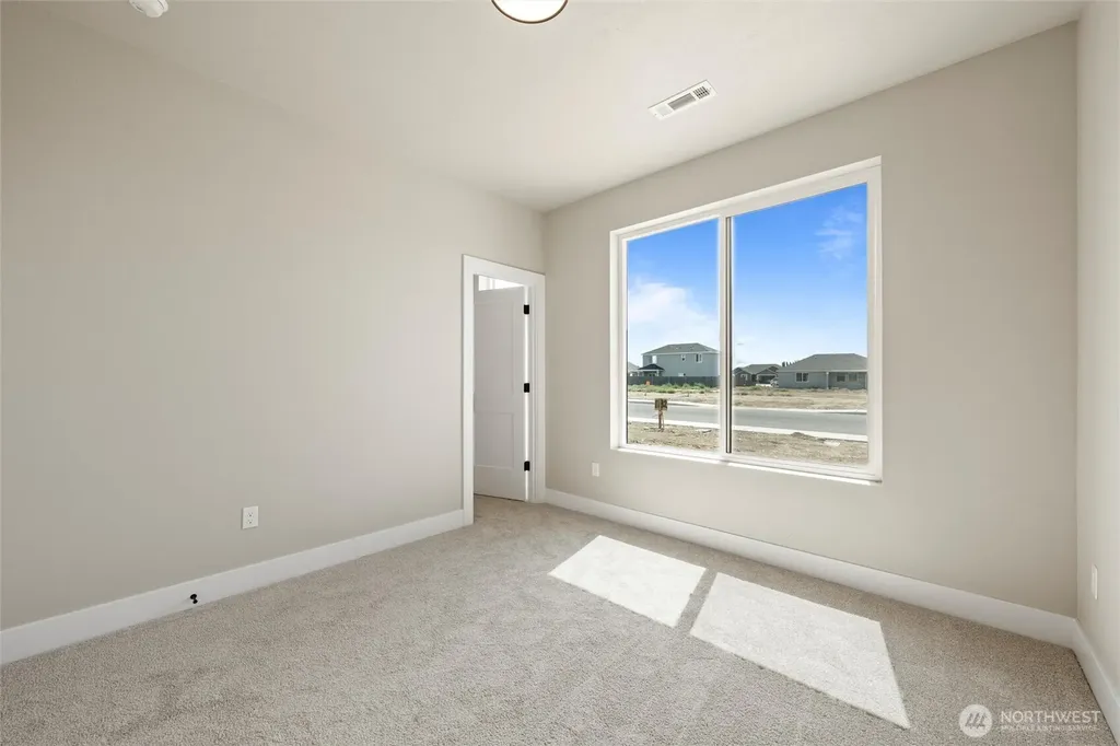 1513 N 7th Avenue NE Quincy WA 98848