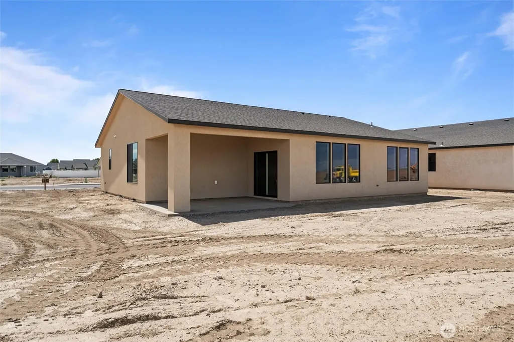 1513 N 7th Avenue NE Quincy WA 98848