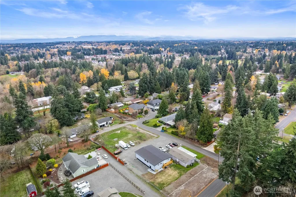 7415 100th Street E Puyallup WA 98373