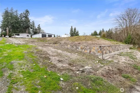 7415 100th Street E Puyallup WA 98373