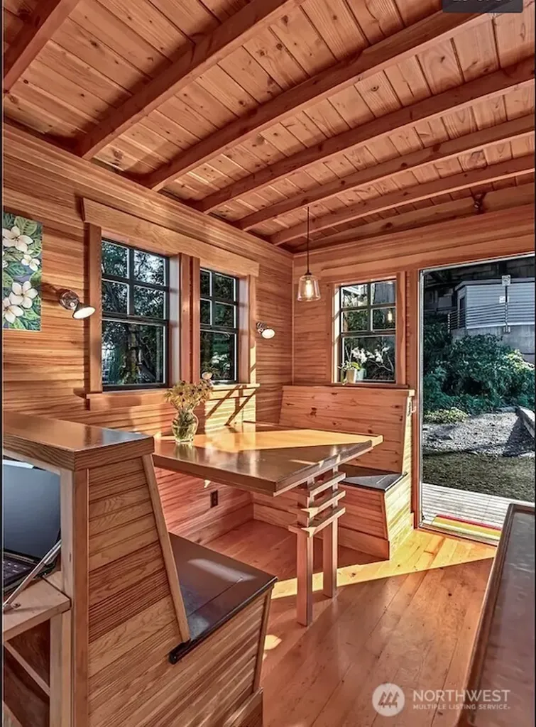 3304 Fuhrman Avenue E Seattle WA 98102