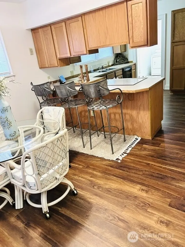 304 Emerson Avenue Hoquiam WA 98550