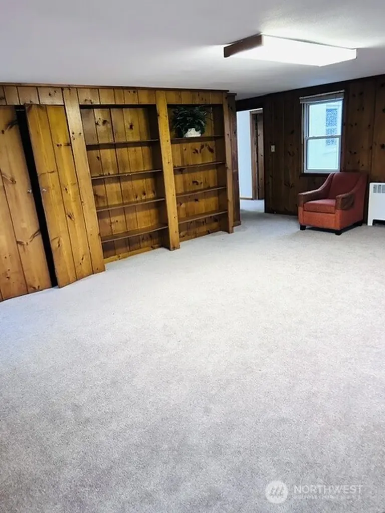 304 Emerson Avenue Hoquiam WA 98550