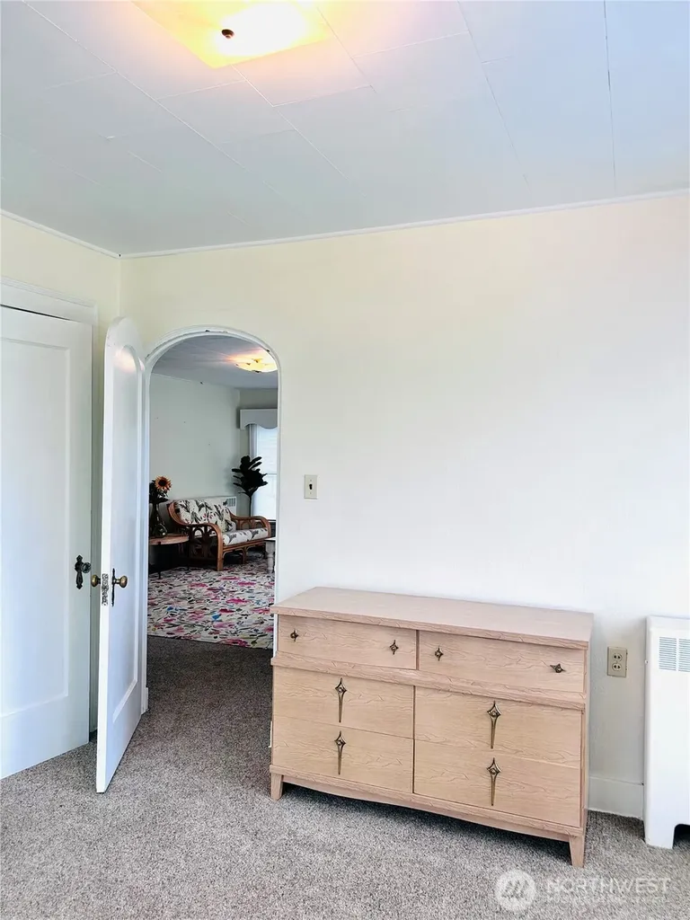 304 Emerson Avenue Hoquiam WA 98550