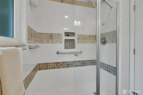10909 SE 236th Street Kent WA 98031