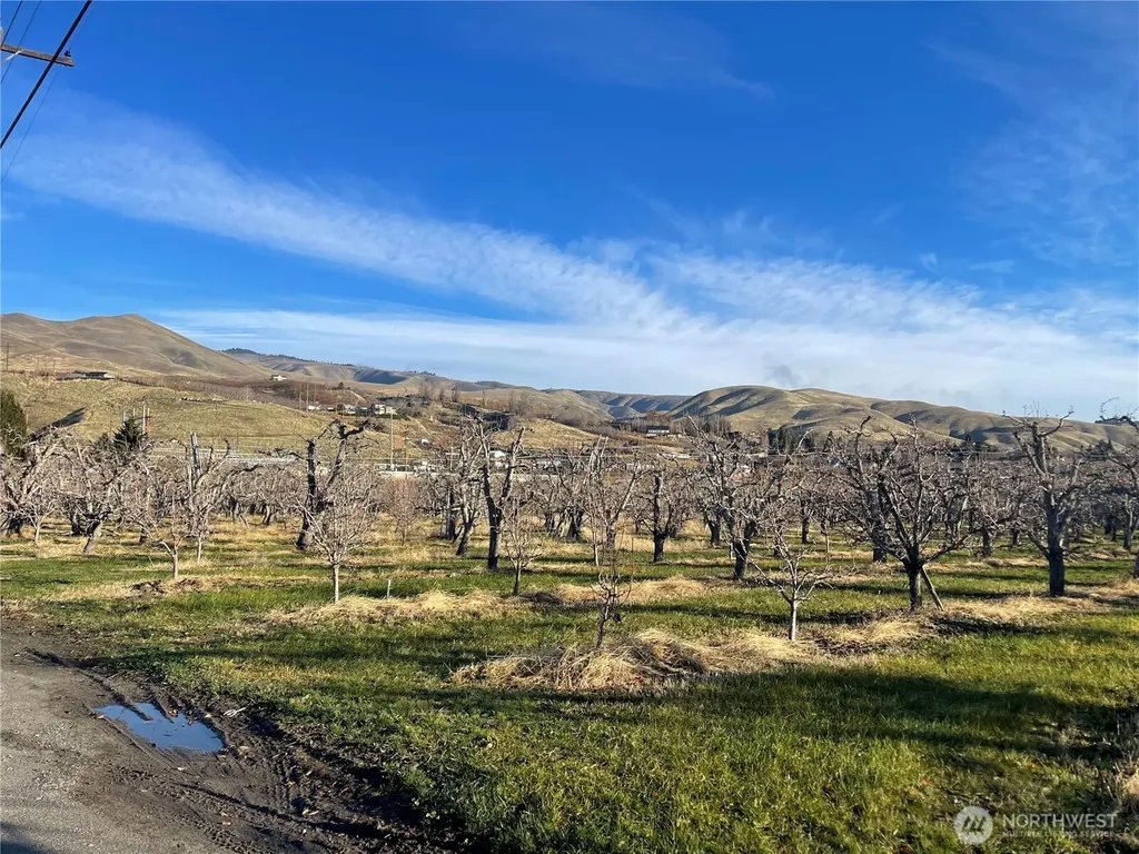 3765 Iroquois Lane Wenatchee WA 98801
