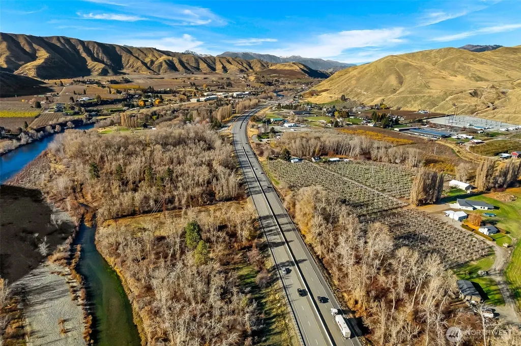 3765 Iroquois Lane Wenatchee WA 98801