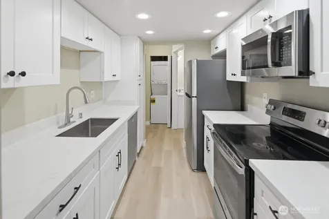 10506 NE 32nd Place Bellevue WA 98004