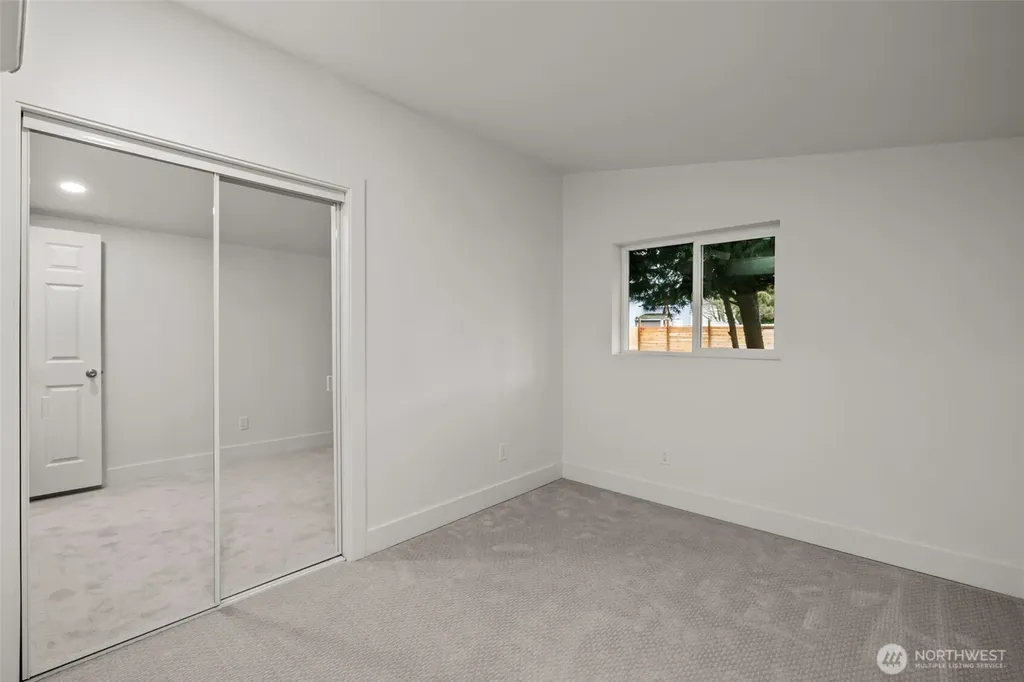 1521 N 3rd Street Renton WA 98057