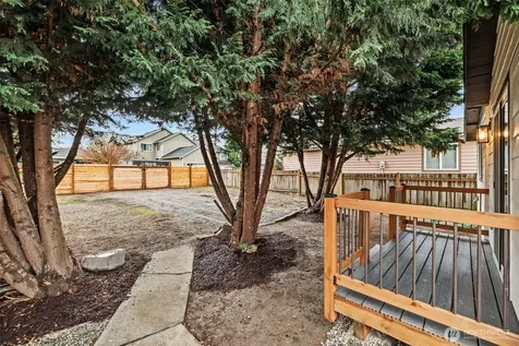 1521 N 3rd Street Renton WA 98057