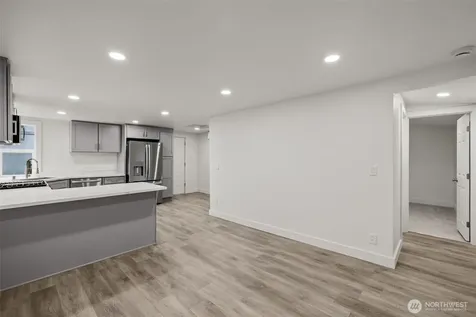 1521 N 3rd Street Renton WA 98057