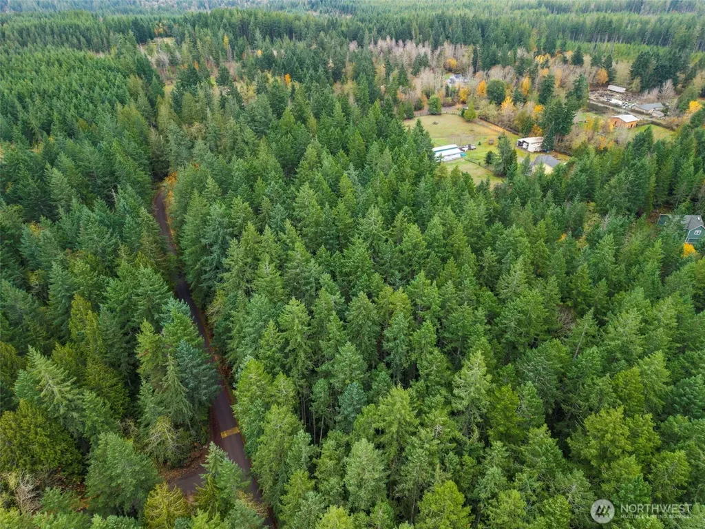 5 Larson Lane NW Seabeck WA 98380