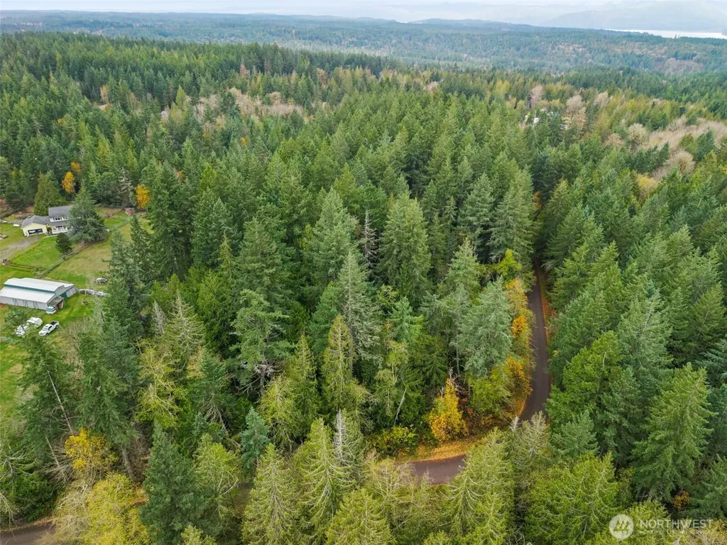 5 Larson Lane NW Seabeck WA 98380