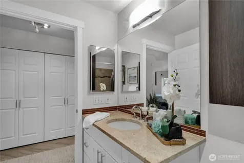 1125 E Olive Street Seattle WA 98122