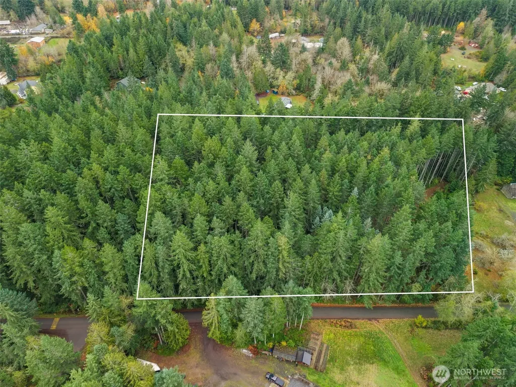 3 Larson Lane NW Seabeck WA 98380