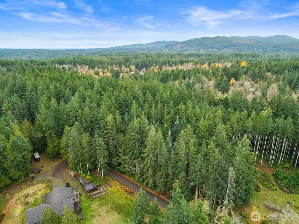 3 Larson Lane NW Seabeck WA 98380