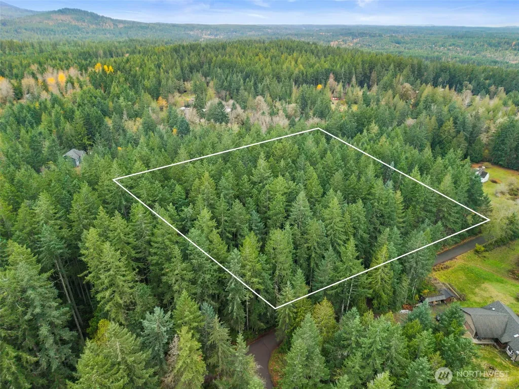 3 Larson Lane NW Seabeck WA 98380
